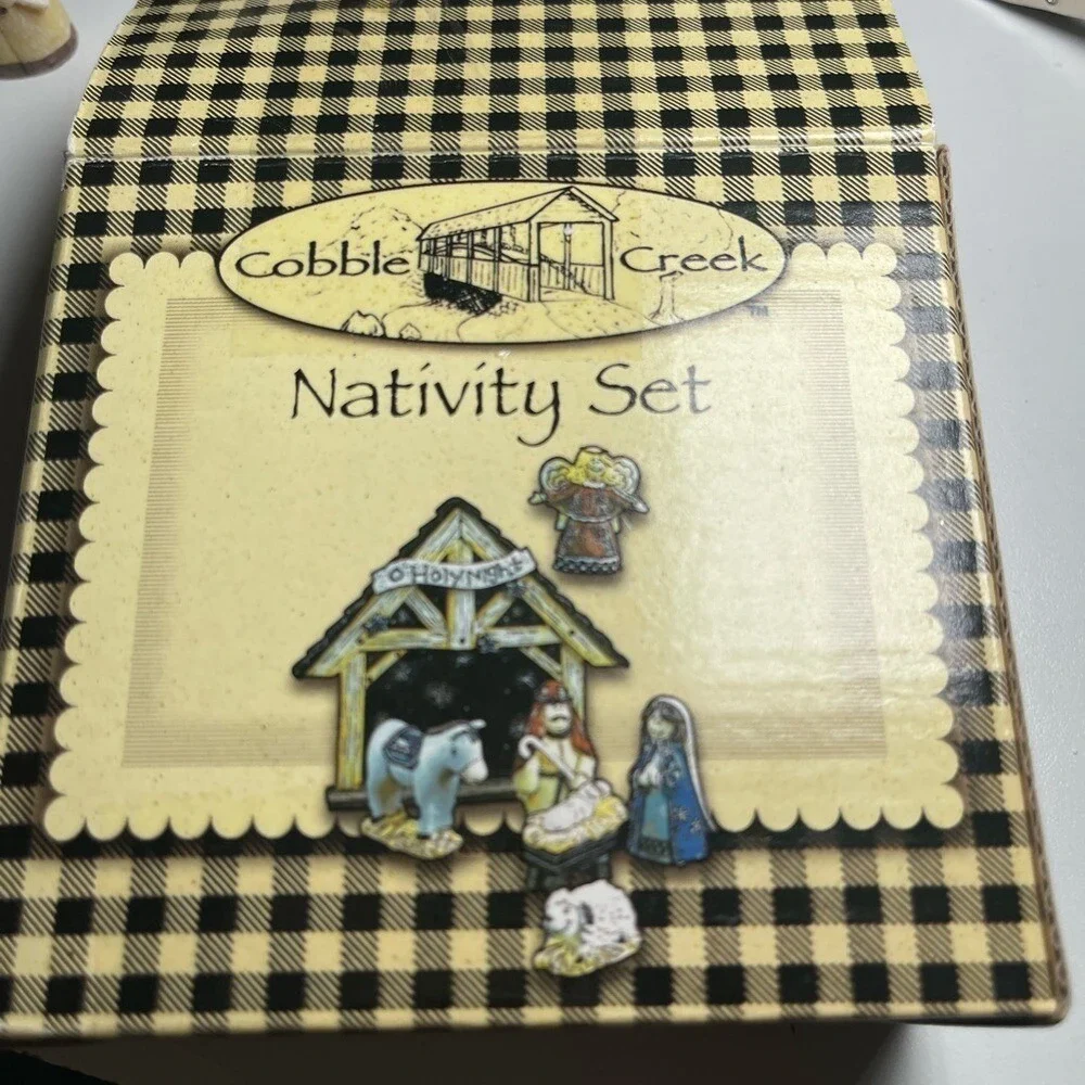 7‎ piece nativity set